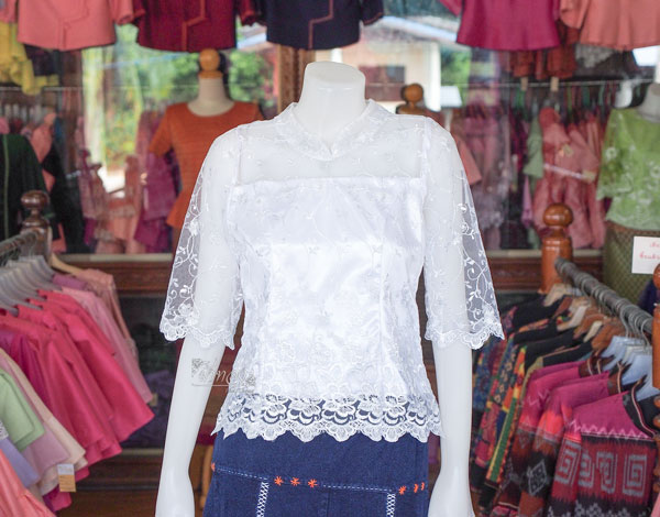 เสื้อลูกไม้ สีขาว ไซส์ 3XL