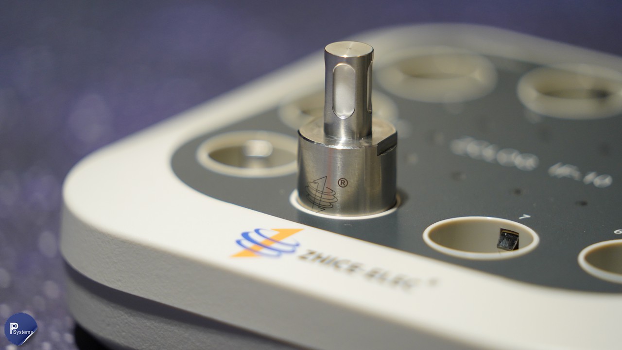 ZCLOG เครื่องบันทึกความชื้นขนาดเล็ก 0-100%RH ช่วงอุณหภูมิ -40°C ถึง 110°C