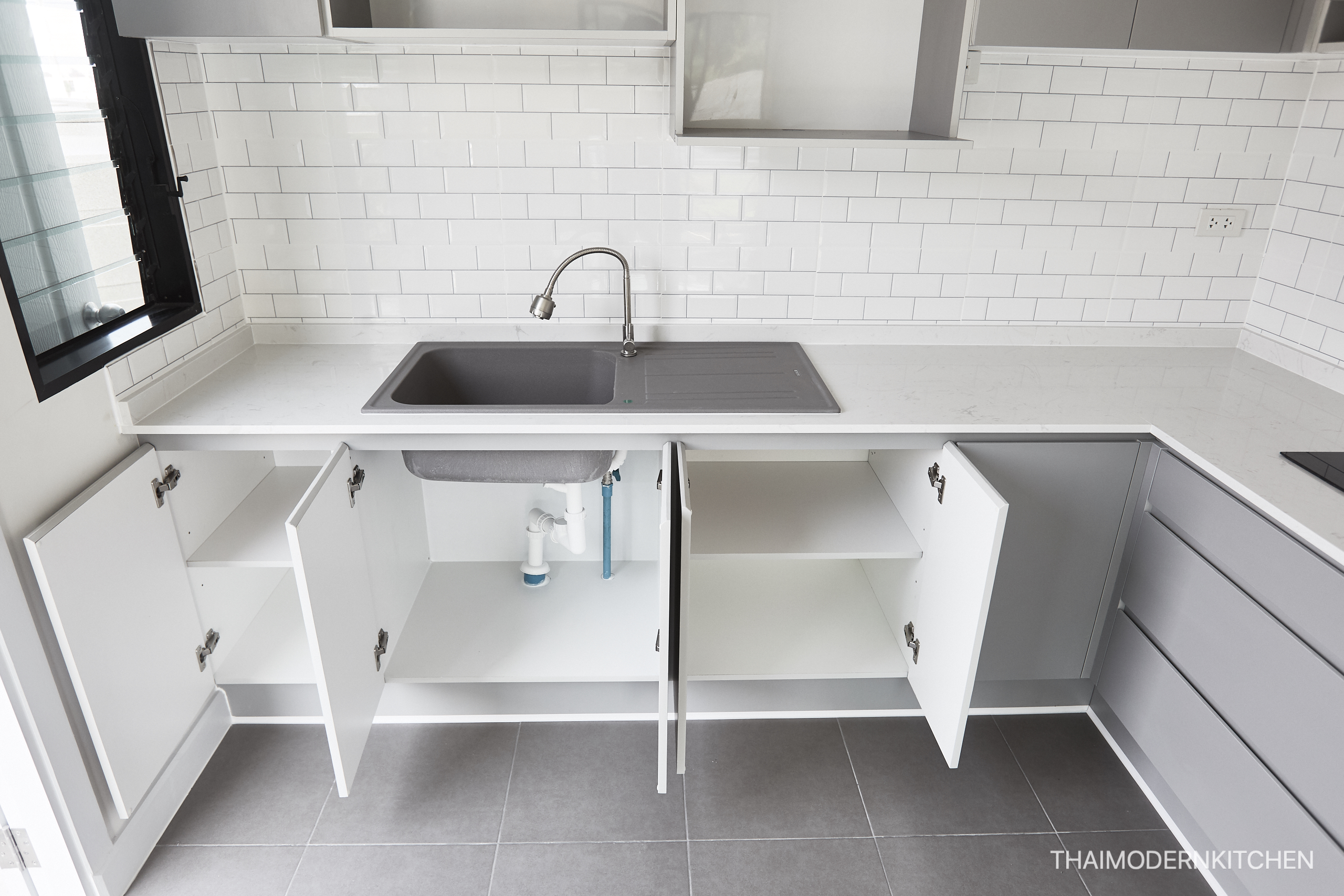 สีเทาก็กลับมาอีกครั้ง ครัวบิ้วอิน ราคา 53000 #ครัวบิ้วอิน ขนาด 2.2+1.2 ตู้บนล่าง