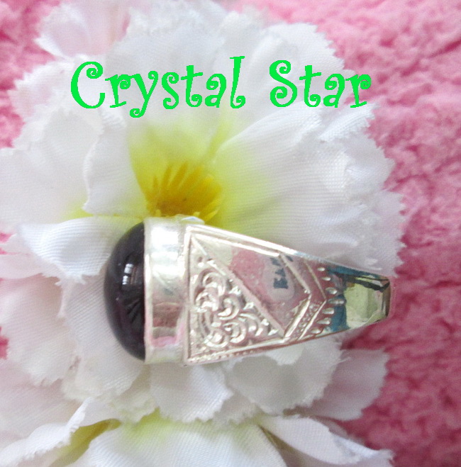 แหวนแก้วนางขวัญ