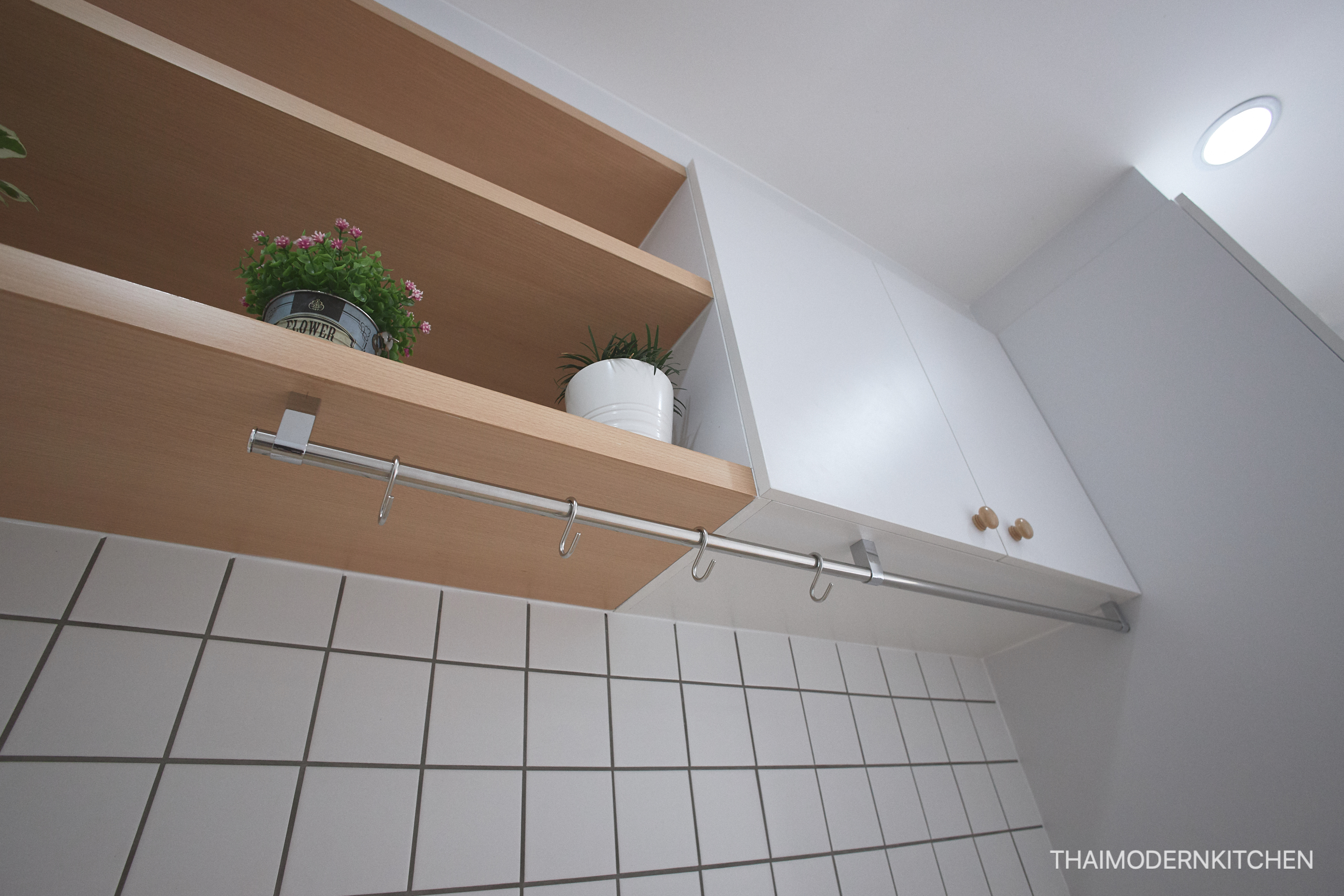 Pantry ราคา 35000- ราคาไม่รวมตู้สูง