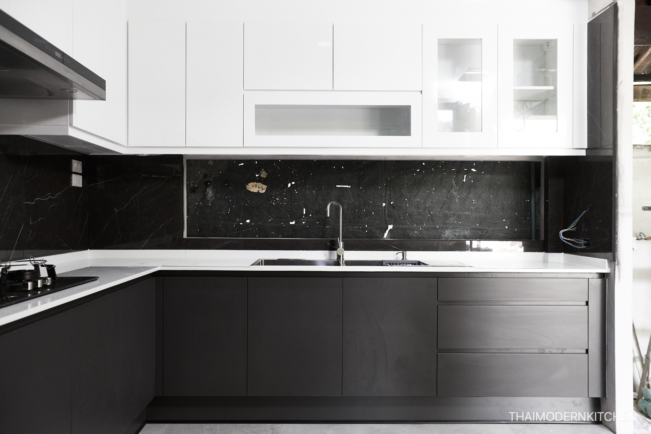 #ครัวบิ้วอิน ราคา 153,000- #ติดคาน 4+3 ตู้บนล่าง + 0.6 ตู้สูง Top แกรนิตร