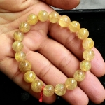 สร้อยข้อมือไหมทอง