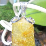 จี้ไหมทอง