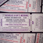 ไอเดียสำหรับการพิมพ์ คูปอง // สไตล์การออกแบบเรียบๆ แต่ดูหรูหราโดยใช้กระดาษคราฟแทนกระดาษสีขาวเพิ่มความทันสมัย คูปองใช้สำหรับ เล่นเกมส์ลุ้นรางวัล สะสมแต้ม การส่งเสริมการขาย การลดราคา การให้ส่วนลดแก่ลูกค้าเพื่อดึงดูดใจลูกค้าให้กลับมาซื้อซ้ำ