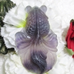 ฟลูออไรต์แกะสลักรูปปลา