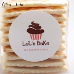ไอเดียสำหรับการพิมพ์ สติ๊กเกอร์ฉลากสินค้า // สไตล์การออกแบบ ดีไซน์แบบเรียบๆ แต่มีสไตล์ ฉลากไว้ใช้สำหรับ แปะกับห่อขนมปังกรอบ,คัพเค้ก