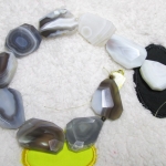 อาเกตทรงอิสระ