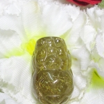 ปี่เซี๊ยะแกะสลักจากไหมทอง