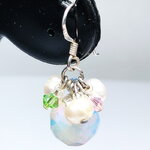 ต่างหูคริสตัลและมูนสโตนเทียม