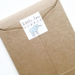 ไอเดียสำหรับการพิมพ์ สติ๊กเกอร์ฉลากสินค้า // สไตล์การออกแบบ ดีไซน์แบบเรียบๆ แต่มีสไตล์ ฉลากไว้ใช้สำหรับ แปะกับซองกระดาษ