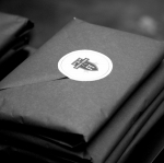 ไอเดียสำหรับการพิมพ์ สติ๊กเกอร์ฉลากสินค้า // สไตล์การออกแบบ ดีไซน์เรียบ แบบมีสไตล์ ฉลากใช้สำหรับ แปะกับแพคเกจทั่วไป ซองจดหมาย ซองกระดาษ