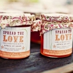 ไอเดียสำหรับการพิมพ์ สติ๊กเกอร์ฉลากสินค้า // สไตล์การออกแบบ ดีไซน์แบบการใช้สีหวานๆพาสเทล ทำให้ดูสบายตา ฉลากไว้ใช้สำหรับ แปะกับโหลแก้วใบเล็กสำหรับของชำร่วย