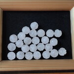 โรสควอทซ์แกะสลักรูปดอกกุหลาบ