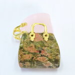 ยูนาไคต์แกะสลักรูปกระเป๋า