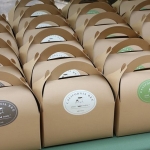 ไอเดียสำหรับการพิมพ์ สติ๊กเกอร์ฉลากสินค้า // สไตล์การออกแบบ ดีไซน์แบบเรียบๆ ฉลากไว้ใช้สำหรับ แปะกล่องกระดาษ กล่องบรรจุภัณฑ์ กล่องใส่ขนม