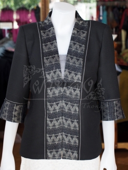 เสื้อคลุมผ้าฝ้ายสุโขทัยสีดำแต่งผ้าลายมัดหมี่สุโขทัย ไซส์ L