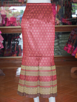 ผ้าถุงไหมแพรทิพย์แต่งจีบทวิส เอว 32 นิ้ว