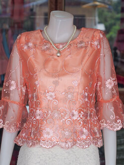 เสื้อลูกไม้ สีโอรส ไซส์ L