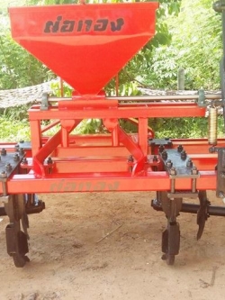 ผานคว้ำร่อง พรวน ใส่ปุ๋ย อเนกประสงค์