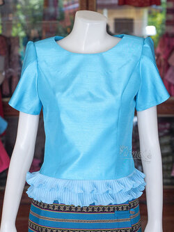 เสื้อผ้าไหมแพรทอง แต่งระบายผ้าอัดพลีท สีฟ้า ไซส์ 3XL