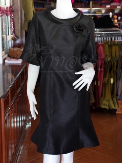 เดรสผ้าไหมแพรทองสีดำ ปกผ้าแก้ว ไซส์ M