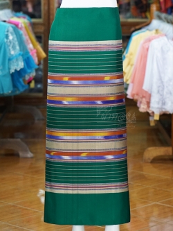 ผ้าซิ่นศิลามณี สีเขียว