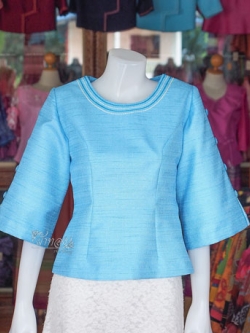 เสื้อผ้าไหมญี่ปุ่นคอกลม แต่งเดินไหม สีฟ้า ไซส์ S