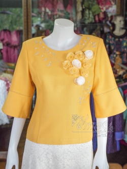 เสื้อผ้าฝ้ายสุโขทัยแต่งลูกไม้ปักมุก สีเหลือง ไซส์ S
