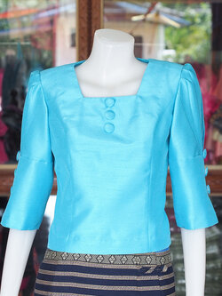เสื้อผ้าไหมแพรทอง สีฟ้า ไซส์ S