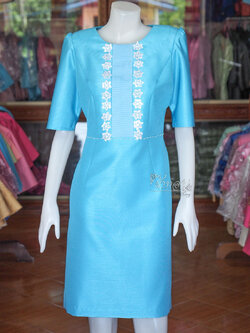 เดรสผ้าไหมแพรทองแต่งลูกไม้ ไซส์ M