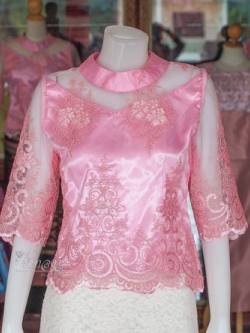 เสื้อผ้าไหมแพรทอง สีชมพู แต่งลูกไม้ ไซส์ M