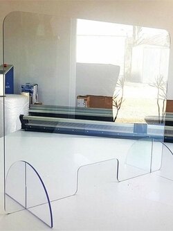 ฉากกั้นอะคริลิคกัน covid19 ขนาด 60x80 Cm