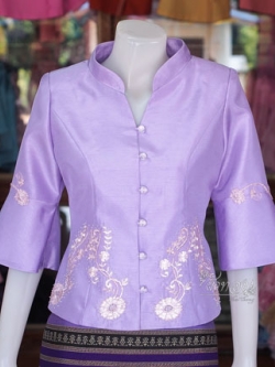 เสื้อผ้าไหมแพรทอง แต่งลูกไม้ สีม่วง ไซส์ 4XL