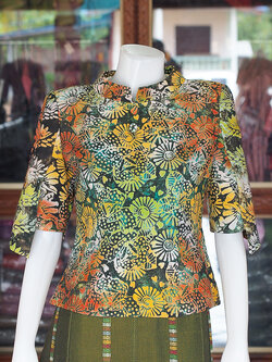 เสื้อผ้าบาติก แขนสามส่วน ไซส์ L