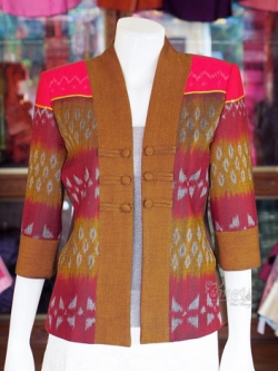 เสื้อคลุมผ้าฝ้ายสุโขทัย แต่งผ้าทอลายมัดหมี่ ไซส์ M