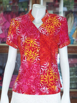 เสื้อผ้าบาติกคอจีน แขนสั้น สีแดง ไซส์ L