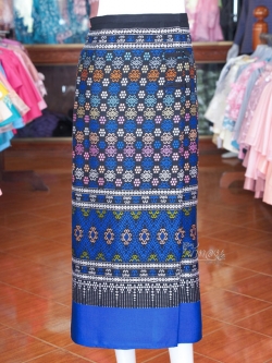 ผ้าถุงป้าย ผ้าทอลายดอกกุหลาบ เอว 32 นิ้ว