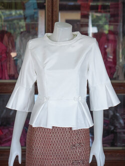 เสื้อผ้าไหมแพรทอง สีขาวงาช้าง ไซส์ 3XL