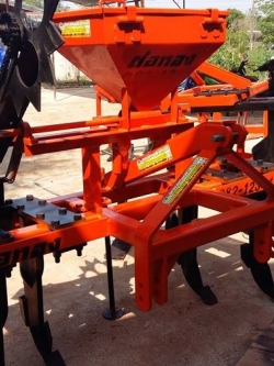 ริปเปอร์ 4 ขา+ถังปุ๋ย