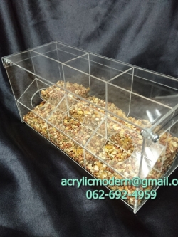 กล่องอครีลิค ใส่อาหารนกแบบ 3 ช่อง