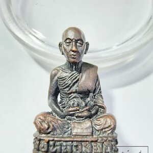 หลวงพ่อจ้อย วัดเขาสุวรรณประดิษฐ์ สุราษฎร์ธานี พระรูปหล่อ (AB6147)