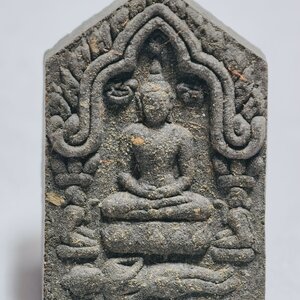 พ่อท่านแผ้ว บ้านไสหลวง จังหวัดพัทลุง ขุนแผนรุ่นแรก ปี 54 AC2323