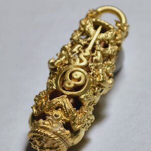 หลวงพ่ออำนาจ เครื่องรางแห่งขุนเขา ศาสตราวุธครุฑธาเวทย์ รุ่นแรก AC2437