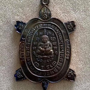 หลวงพ่อเพชร วัดไทรทอง พญาเต่าเรือน เพชรพันล้าน นวะโลหะ KA4728