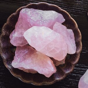 โรสควอทซ์ (Rose Quartz)