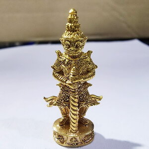 หลวงปู่รอด วัดโคกกรม อำเภอพนมดงรัก จังหวัดสุรินทร์ ท้าวเวสสุวรรณ รวยทันใจ (AC125)