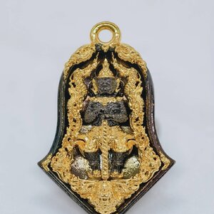 หลวงพ่ออิฏฐ์ วัดจุฬามณี เหรียญพุทธศิลป์ ท้าวเวสสุวรรณโณ พิมพ์ใหญ่ แบล็คเคลือบ ทองคำแท้ (KA1776)