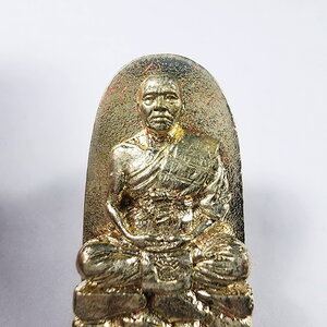 หลวงพ่อทอง วัดบ้านไร่ รูปเหมือนพิมพ์พระรอด เศรษฐีเงินล้าน (KA113)