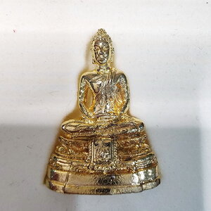 พระพุทธภูมิพลาภิบาลทศพลญานมุนี พศ 2554 เนื้อกะไหล่ทอง สูง 3.2 เซน กล่องเดิม (KP5215)